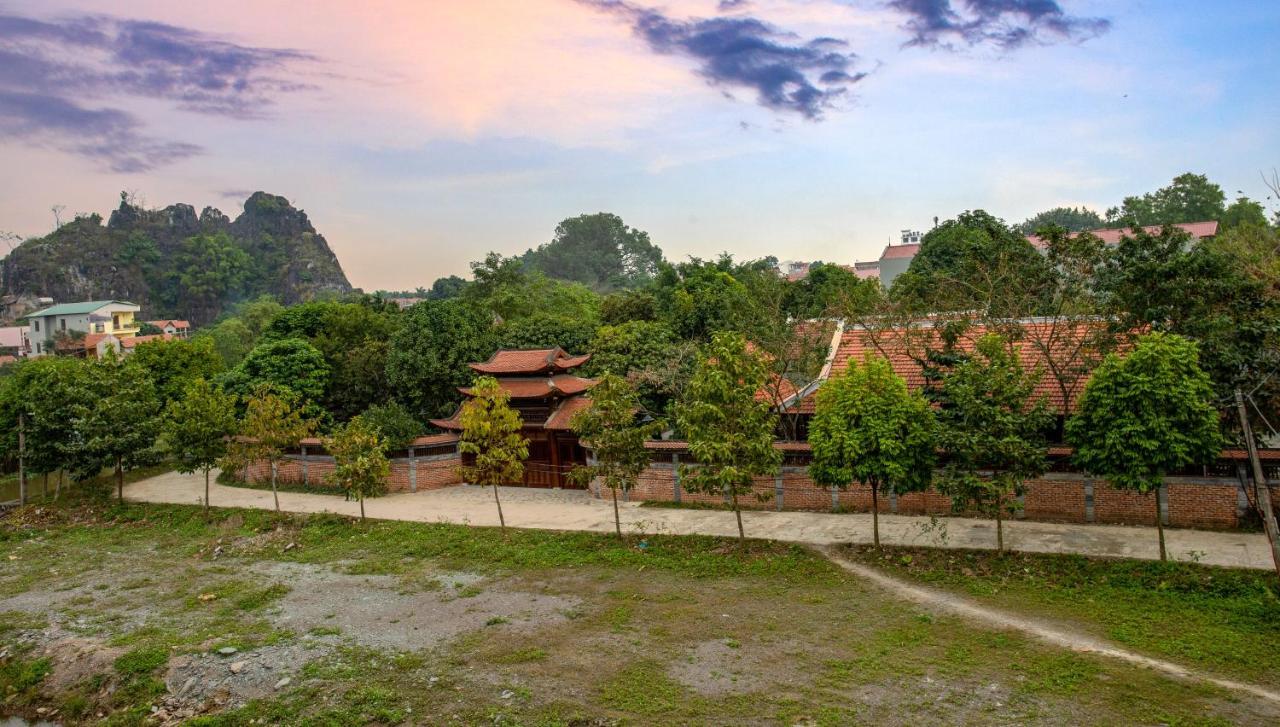 Rose Garden Homestay นิญบิ่ญ ภายนอก รูปภาพ